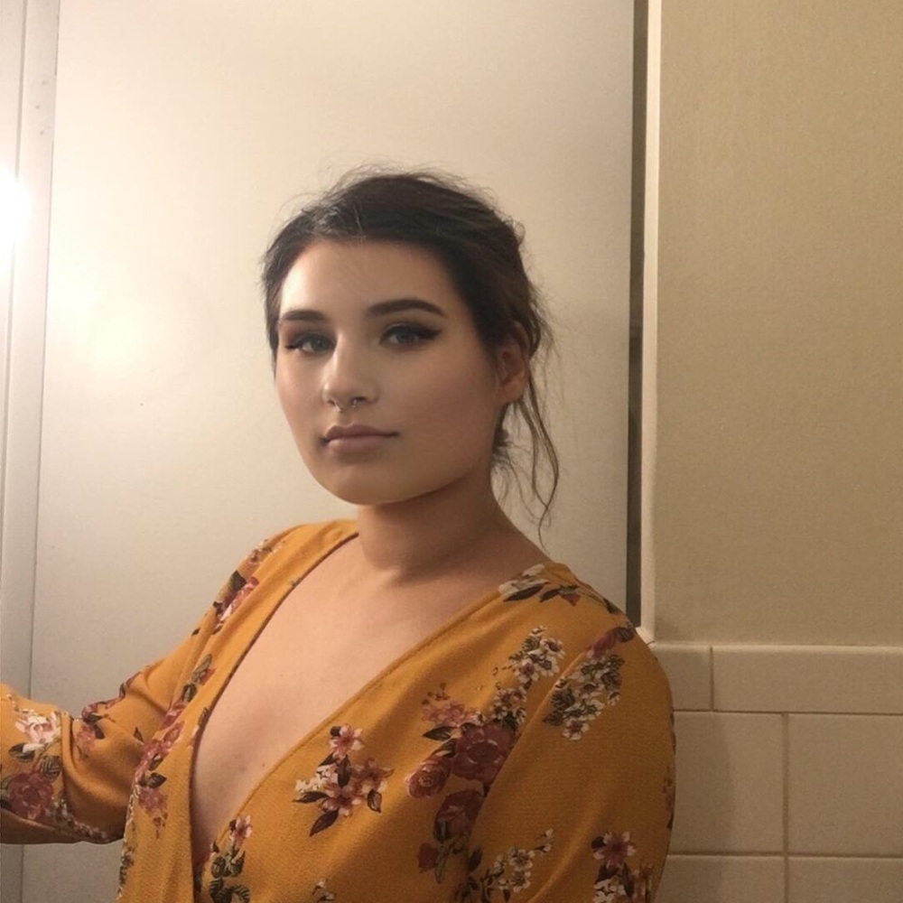 Meet your Posher, Bailey